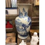 Large Chinese blue and white vase in antique style