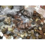 World mixed coinage and banknotes