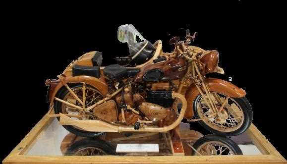 Fine quality scratch built model of an 1938 1000CC Ariel Square Four, by Philip Miller 2007, beautif