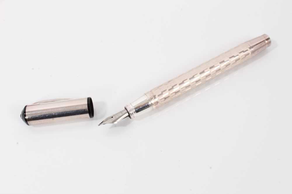 Garrard silver (925) fountain pen with geometric decoration - Image 3 of 7
