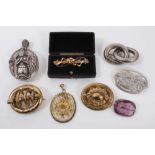 Art Nouveau 9ct gold bar brooch together with other Victorian and later brooches, pendant and locket