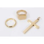 9ct gold cross pendant, 9ct gold signet ring and 9ct gold wedding ring