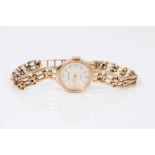 Ladies Accurist 9ct gold quartz wristwatch