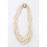 Cultured pearl triple strand choker necklace with gold 9ct clasp