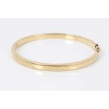 9ct gold hinged bangle