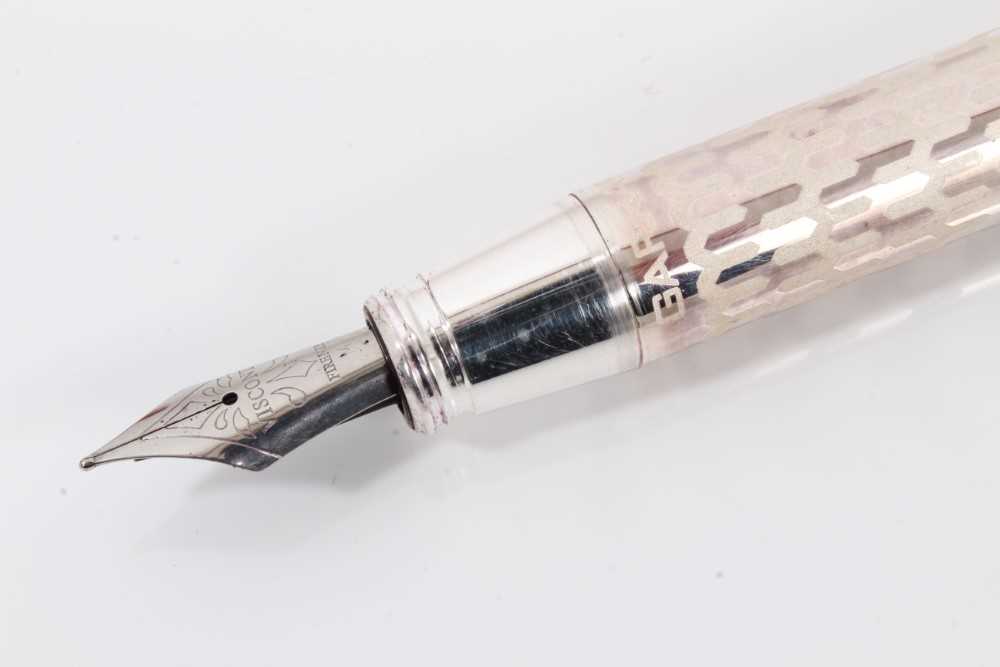 Garrard silver (925) fountain pen with geometric decoration - Image 4 of 7