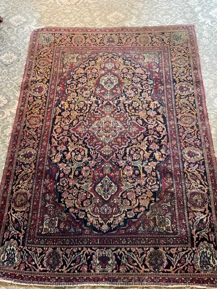 Old Kashan rug with central foliate medallion with borders, 206cm x 145cm - Image 5 of 5