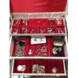Jewellery box containing silver marcasite earrings, Scottish silver brooch, other vintage costume je