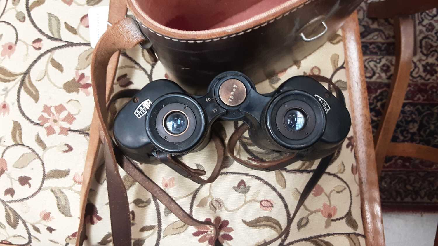 Three pairs of Ross binoculars in leather cases - Image 3 of 4