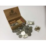 U.S. - Mixed coinage to include Washington silver Quarter Dollars x 25 (N.B. Various dates & grades)
