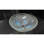 Rene Lalique Coquilles pattern opalescent glass bowl, signed on base, 20cm diameter