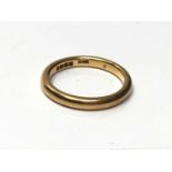 22ct gold wedding ring