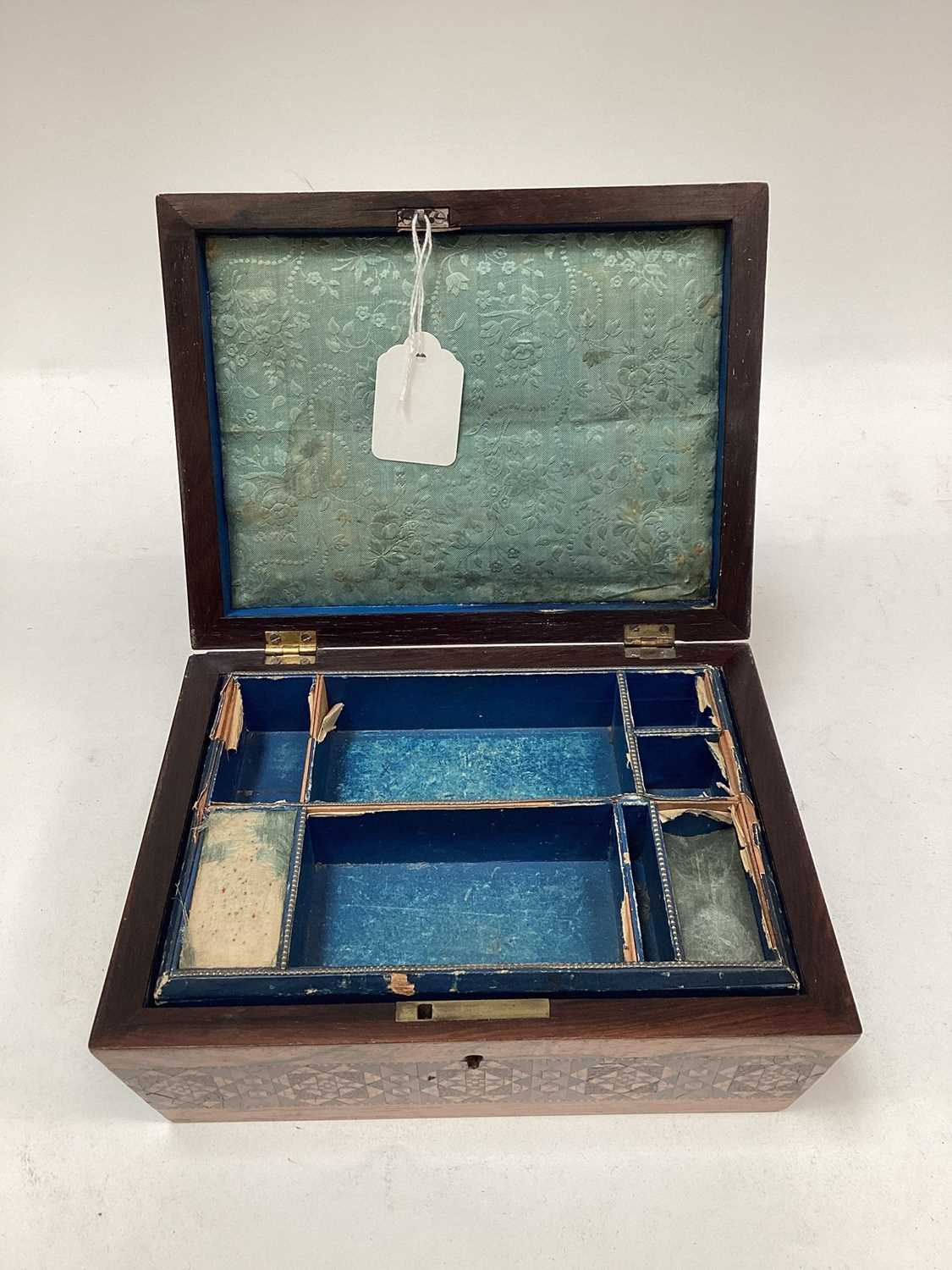Victorian Tunbridgeware sewing box, the top with inlaid picture of a cottage, with geometric pattern - Image 6 of 10