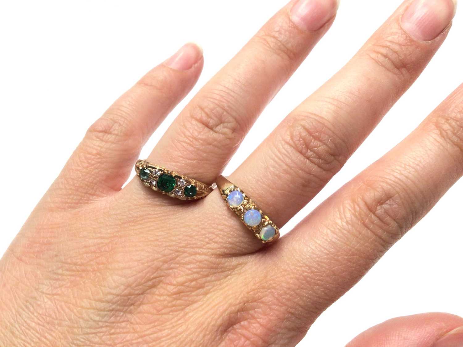 9ct gold three stone opal ring and Victorian style 9ct gold gem set ring - Image 2 of 2