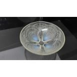 Rene Lalique Coquilles pattern opalescent glass bowl, signed on base, 23cm diameter