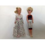 Sindy dolls 0333390, 033055 x 2 plus another Sindy doll and a quantity of outfits.