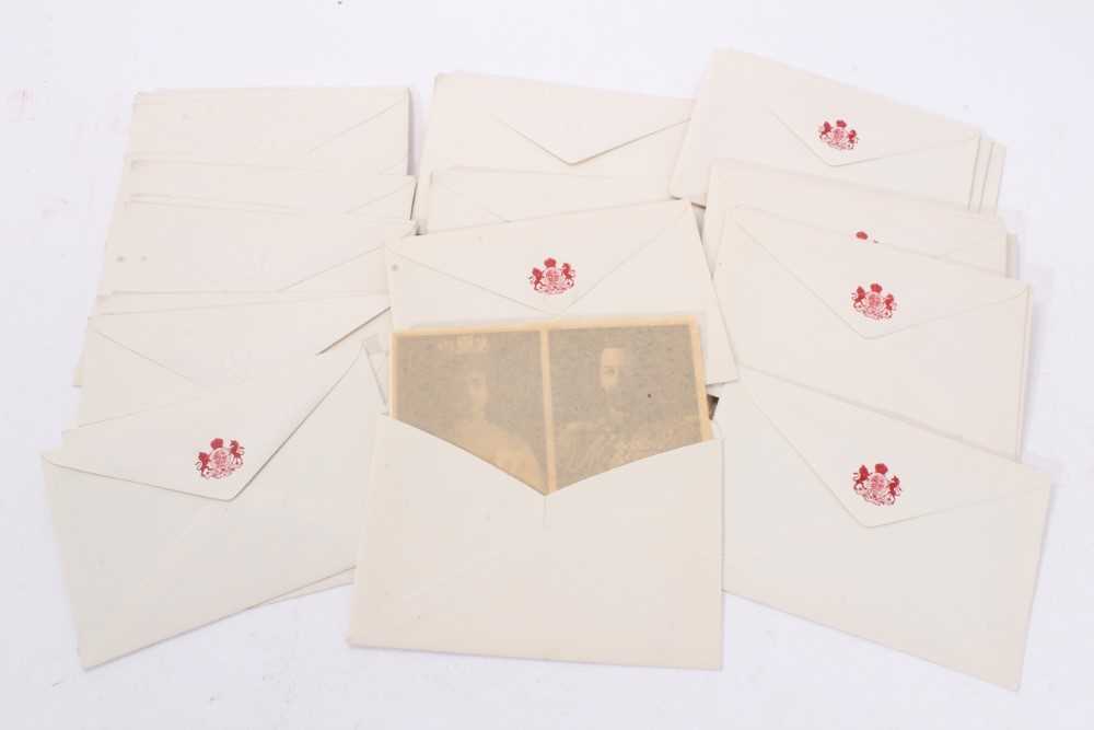 A collection of First World War 1914 Christmas greeting cards from T.M. King George V and Queen Mary - Image 2 of 4