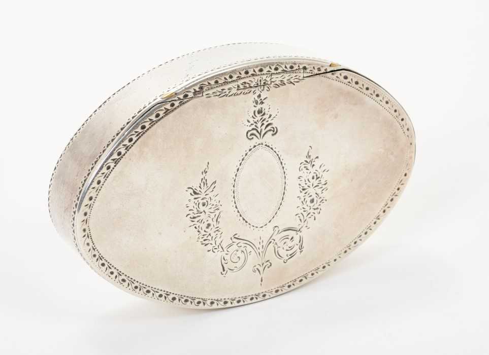 George III silver oval snuff box by Phipps & Robinson