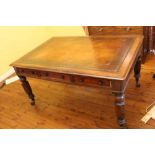 Good quality Victorian mahogany partners desk with tooled brown leather top, three drawers each side