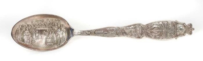 The Diamond Jubilee of H.M. Queen Victoria 1897, good quality silver commemorative spoon decorated w