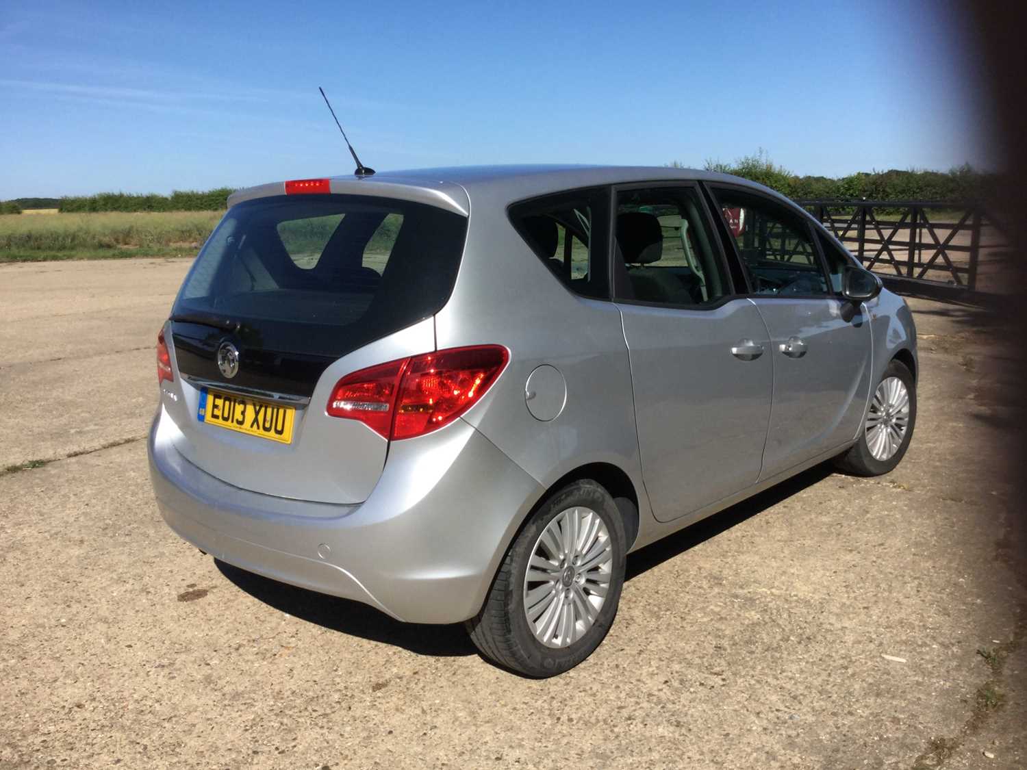 2013 Vauxhall Meriva 1.4i 16v Energy 5dr, manual, Reg. No. EO13 XUU, finished in silver. - Image 7 of 16
