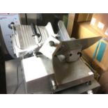 ChefQuip catering / butchers meat slicer