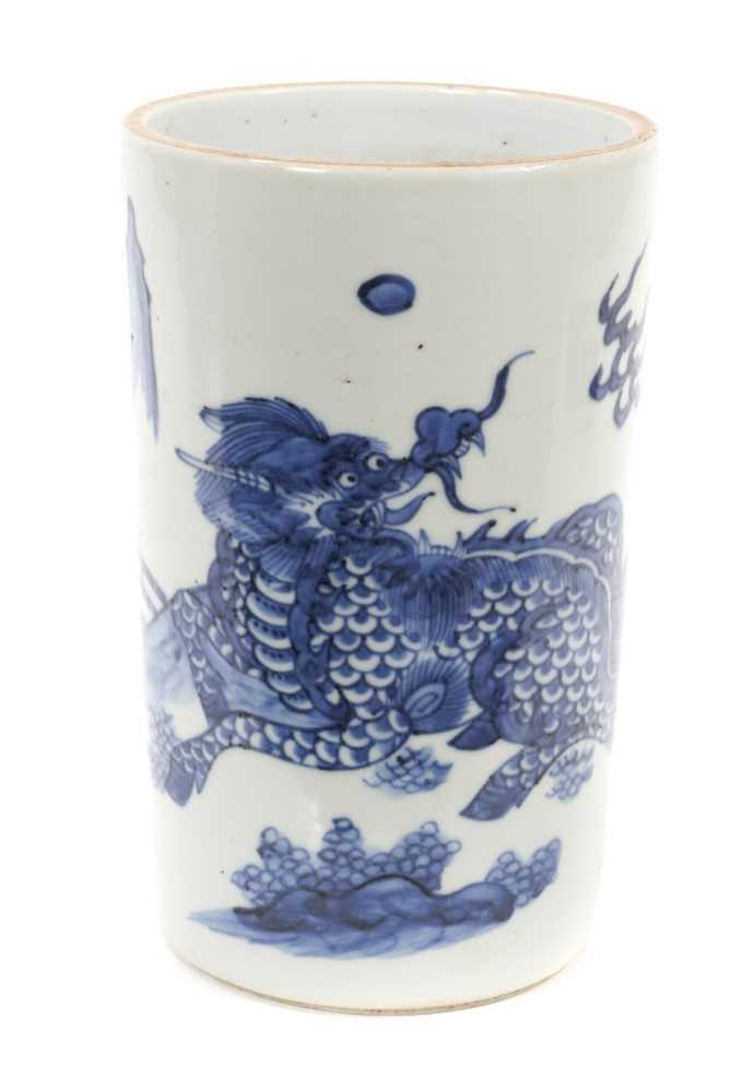19th century Chinese blue and white brush pot
