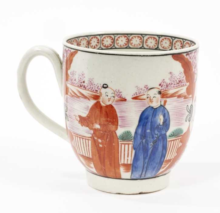 A Worcester coffee cup, circa 1775, painted in bright colours with a version of the 'Mandarin' patte - Image 2 of 3