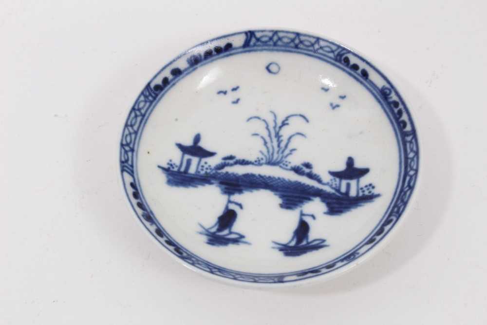 A Caughley miniature blue and white tea bowl and saucer, circa 1780, decorated in the Island pattern - Image 2 of 5