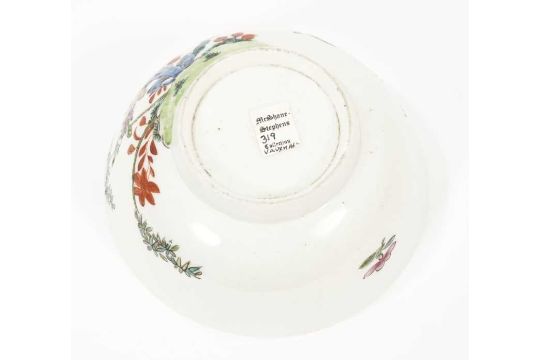 An English porcelain bowl attributed to Vauxhall, circa 1755, polychrome painted in the Chinese styl - Image 3 of 3