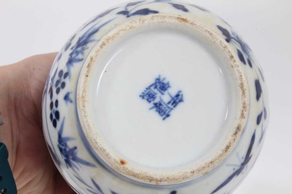 19th century Chinese blue and white bottle vase - Image 6 of 6