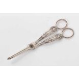 George IV pair silver Kings pattern grape scissors (London 1828)