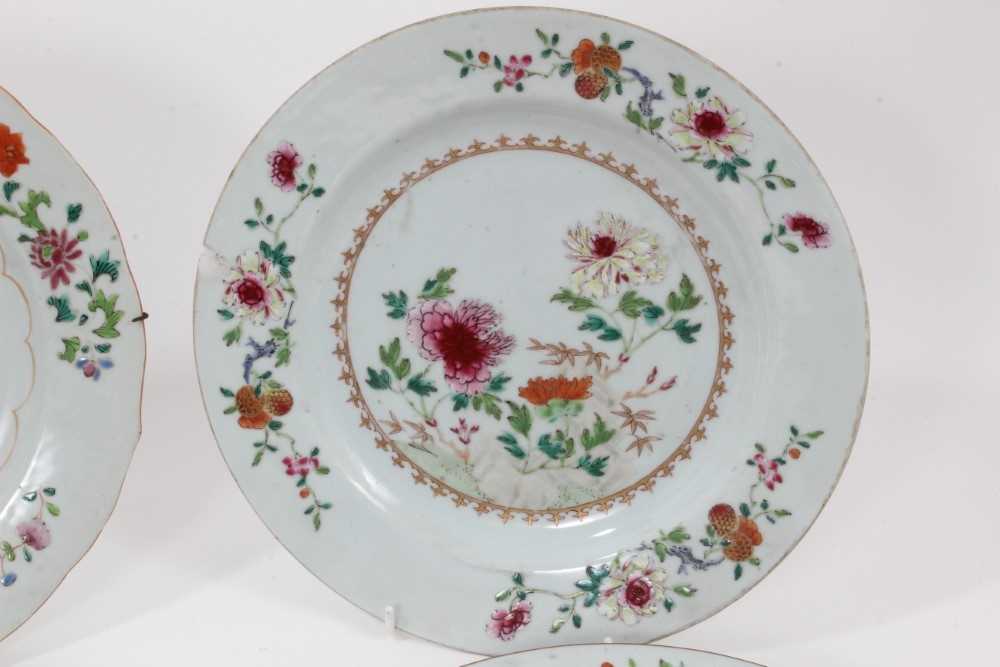 Six 18th century Chinese famille rose porcelain plates, each painted with flowers - Image 4 of 8