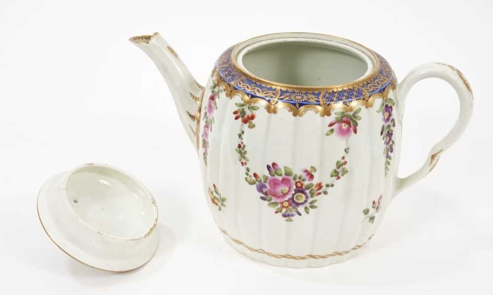 Worcester teapot and cover - Image 2 of 6