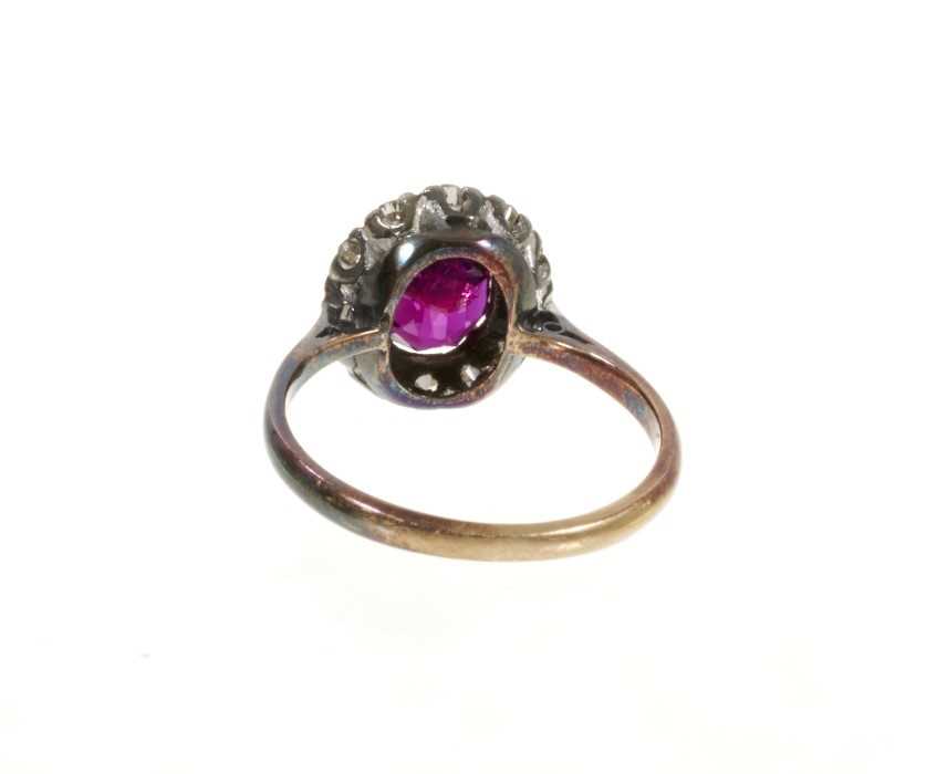 Ruby and diamond cluster ring in platinum claw setting on 18ct yellow gold shank - Image 3 of 3