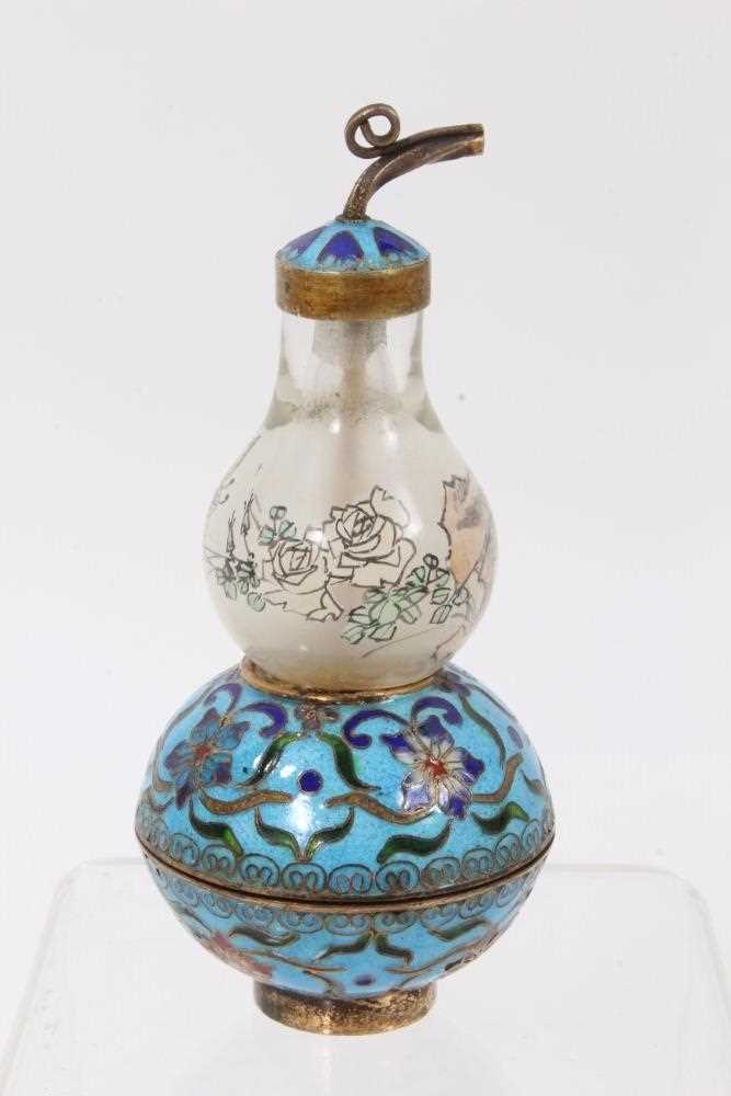 Chinese enamelled and inside painted snuff bottle