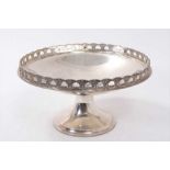 1920s silver cake or fruit dish with decorative pierced border, on a circular pedestal (London 1927)