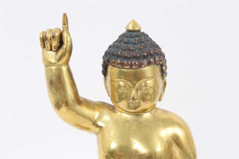 Oriental gilt bronze figure of buddha on a double lotus base - Image 4 of 4