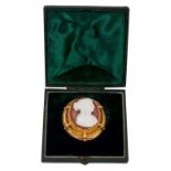 Good quality 19th century carved hardstone cameo brooch in original fitted leather box