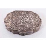 Good quality George IV silver snuff box with repoussé decoration depicting Minerva, Venus and Cupid