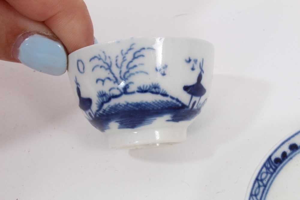 A Caughley miniature blue and white tea bowl and saucer, circa 1780, decorated in the Island pattern - Image 3 of 5