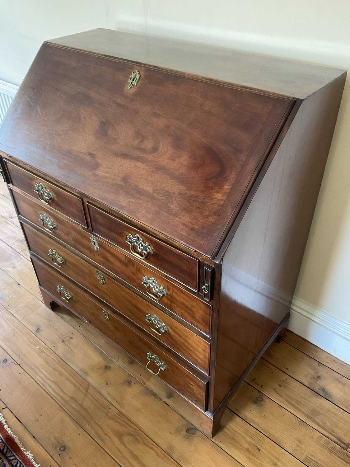 George III mahogany bureau. - Image 2 of 5