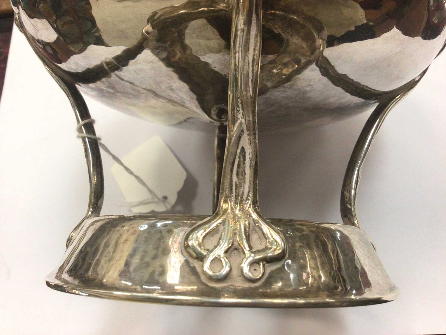 Arts & Crafts silver pedestal bowl by A E Jones - Bild 4 aus 6