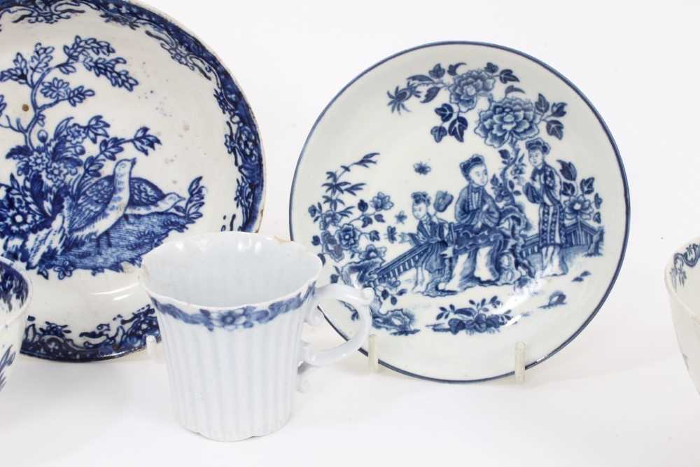 A group of 18th century blue and white Worcester porcelain, including a Fence pattern bowl, another - Image 5 of 6