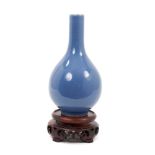 Chinese monochromebottle vase on stand