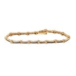 Sapphire and diamond bracelet in 18ct yellow gold setting