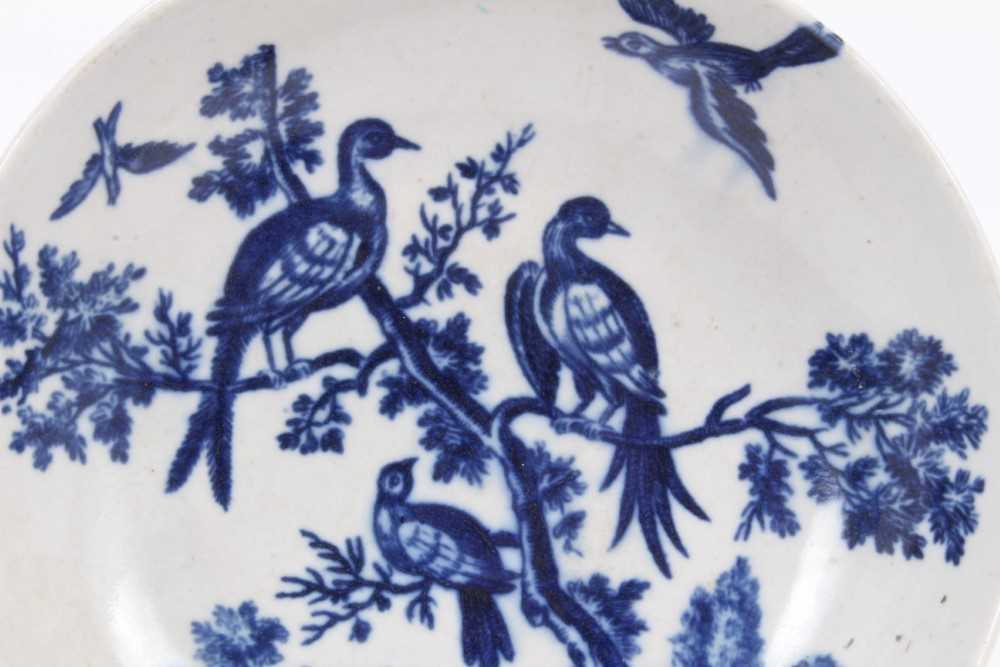A Worcester blue and white tea bowl and saucer, circa 1770-85, printed with the Birds in Branches pa - Image 3 of 6