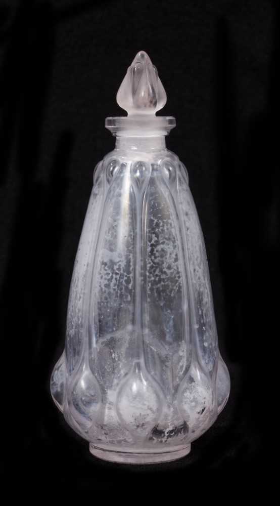 Rene Lalique iridescent glass scent flask and cover, signed