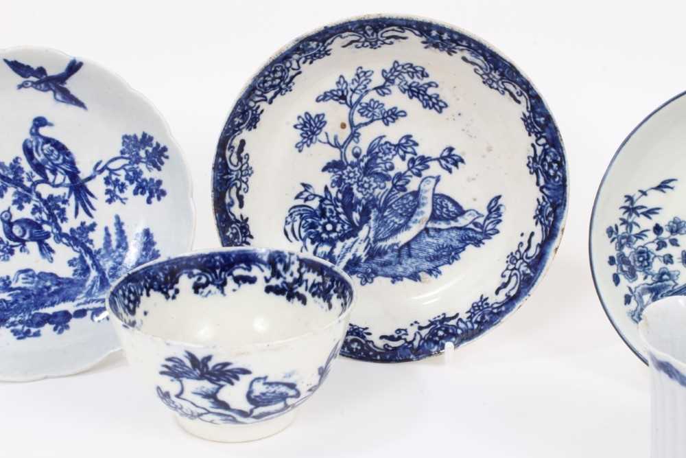 A group of 18th century blue and white Worcester porcelain, including a Fence pattern bowl, another - Image 4 of 6