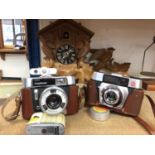 Two vintage cameras- Voigtländer Lanthar 2.8/50 and Regulette Vero